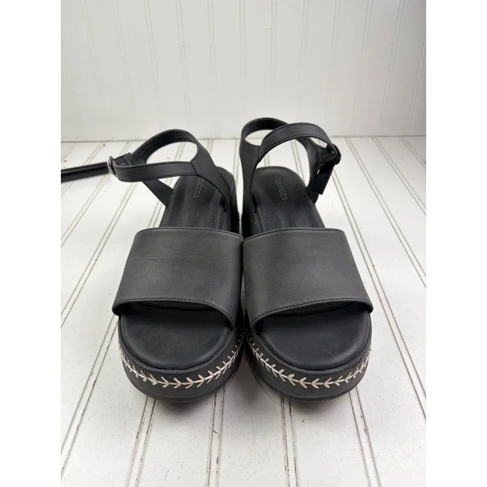 Maurices Vintage Y2K SuperCush Erin Whipstitch Wedges Women's Size 9